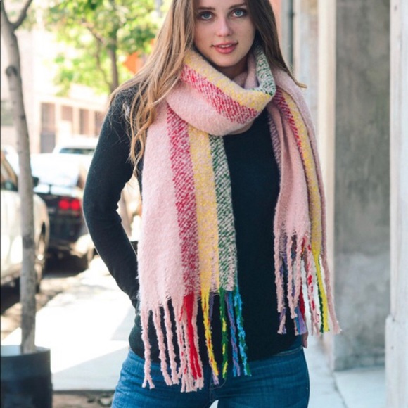 Accessories - 💥NEW💥 Soft Oversized Tassel Hem Scarf
